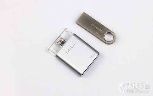 给苹果扩容 MiLi iData苹果手机U盘体验